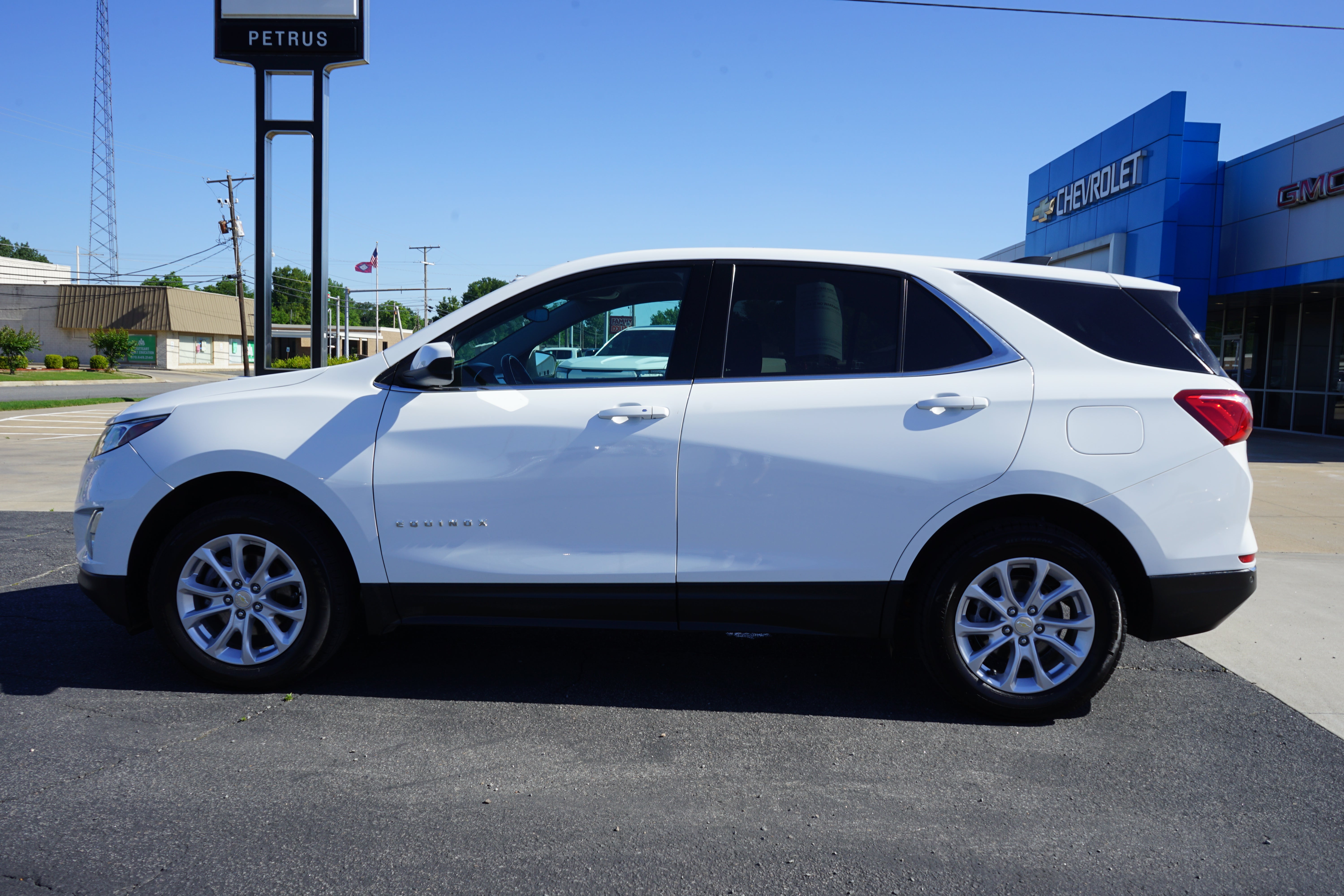 2020 Chevrolet Equinox — side profile view